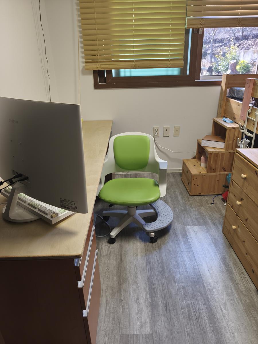 서윤이 방 꾸미기 완성 모습 (Seo-yoon's Room Makeover Complete)