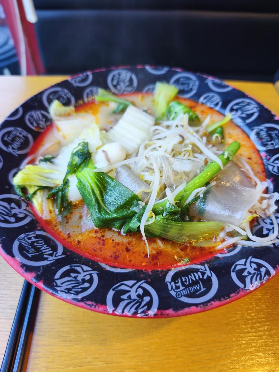 옥곡 국사봉랜드 산책 그리고 간식리뷰: 딸이 제일 좋아하는 중마동 탕화쿵푸마라탕 (Daughter's favorite Tanghulu Kungfu Malatang)